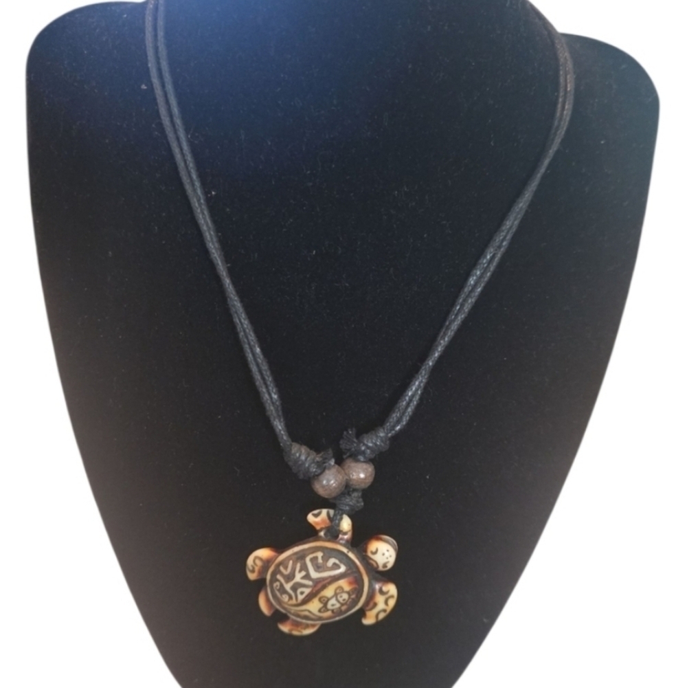 Handcrafted Turtle Pendant Necklace - Black and Brown